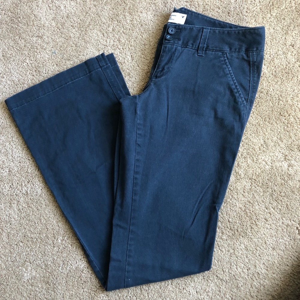 American Eagle navy khaki pants stretch size4long